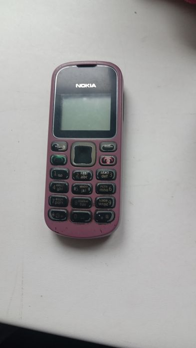 Продам  телефон  простой