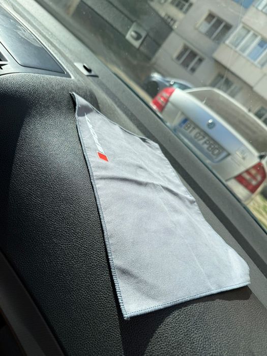 Prosop microfibra perfect pentru stergerea geamurilor si interiorului