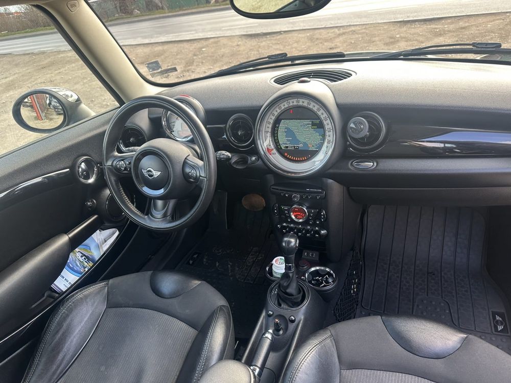 Mini  Clubman автомат