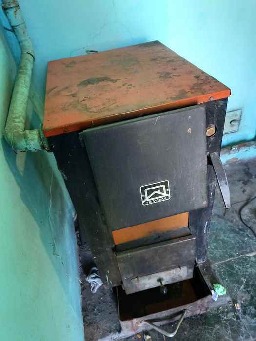 Продам,эконом  пеш бу Теплодар по 100тыч тенге