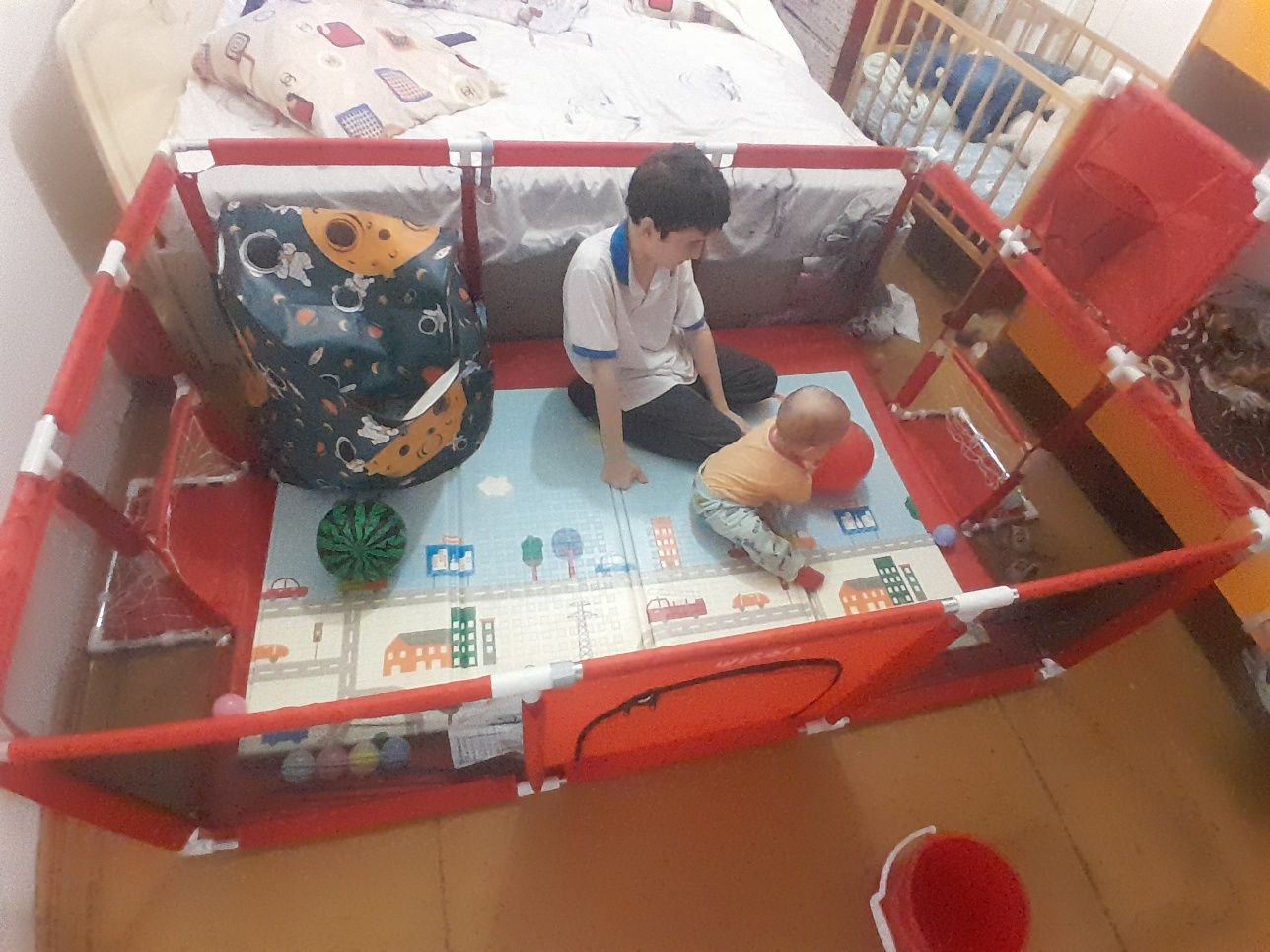 Детский игровой манеж