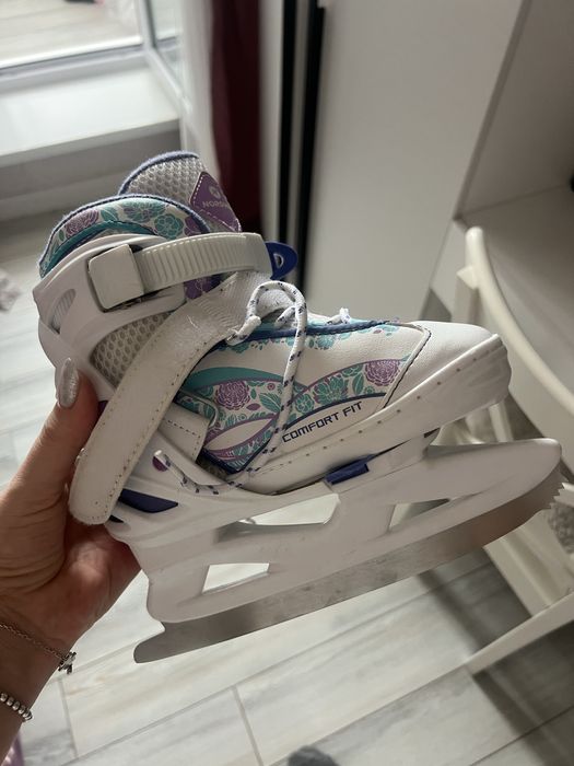 Продам фирменные коньки Nordway 26-31