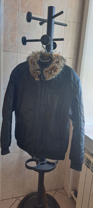 Продам мужскую куртку