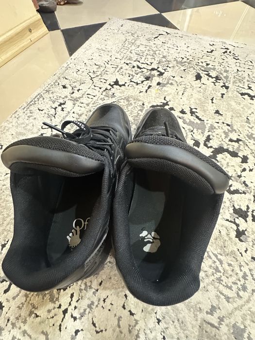 Off white out off ofice