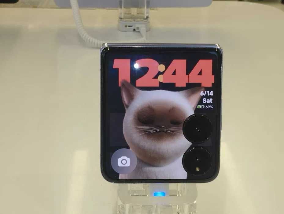 Смартфон Xiaomi MIX Flip 12/512GB - СУПЕР ЦЕНА!