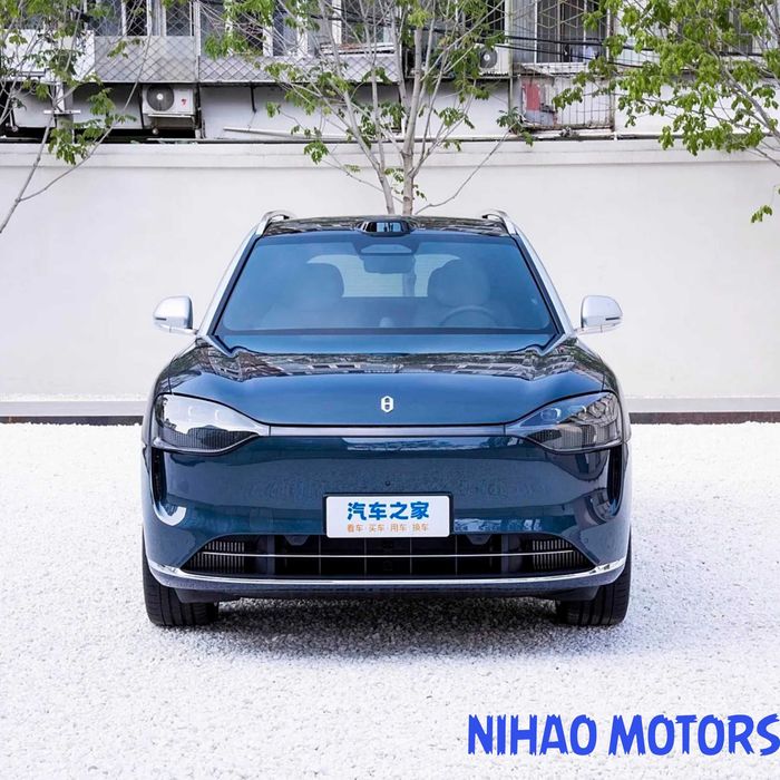 AITO M9 Hybrid — умный гибрид премиум-класса (доставка от 10 дней)