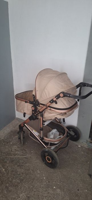 Продаю коляску состояние норм