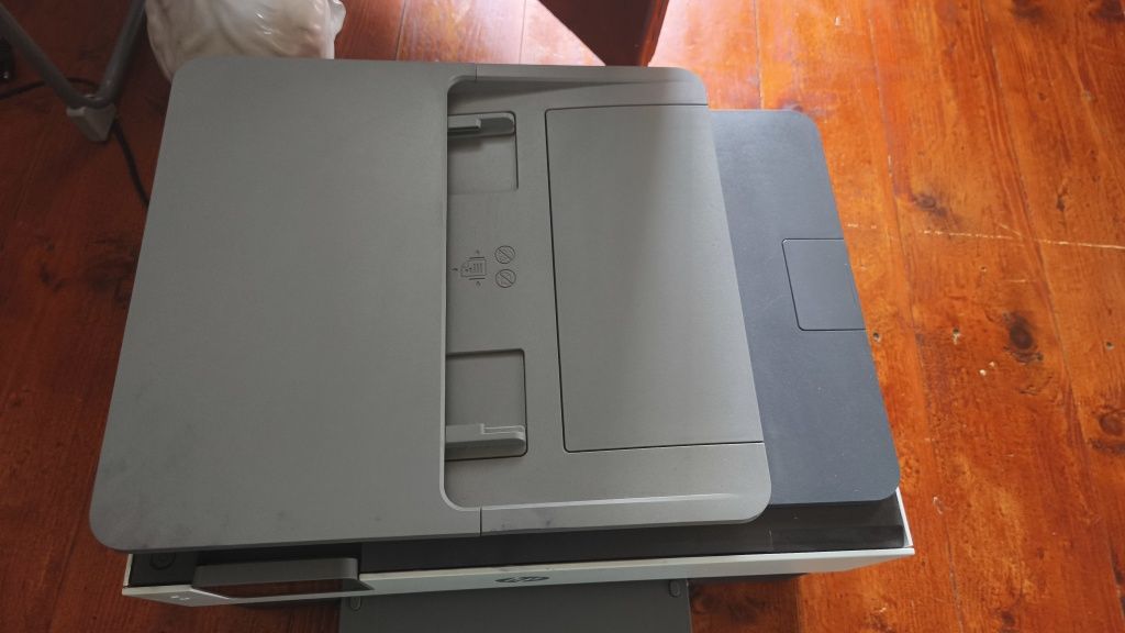 Imprimanta HP office jet 8013