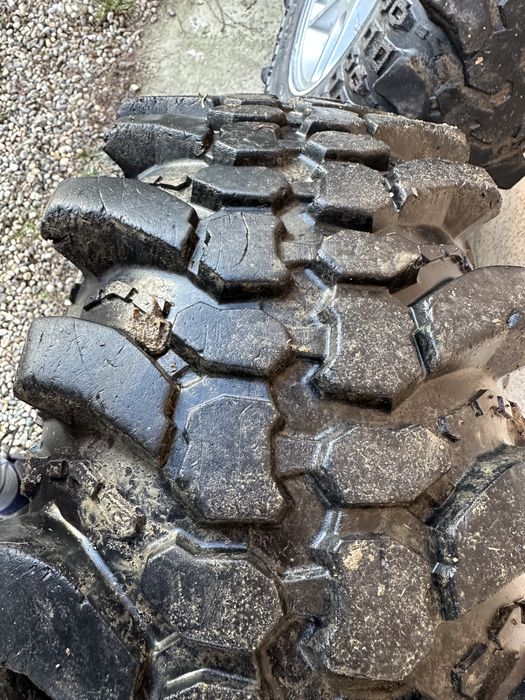 Jante Grand Cherokee cu anvelope OffRoad