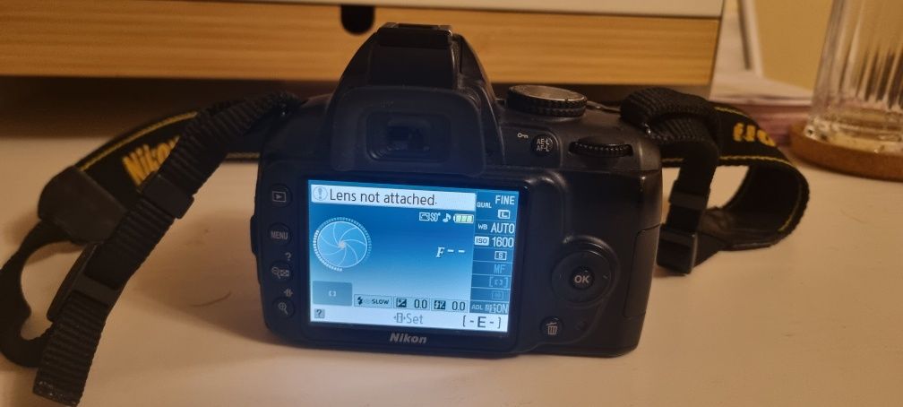 Фотоапарат Nikon D3000