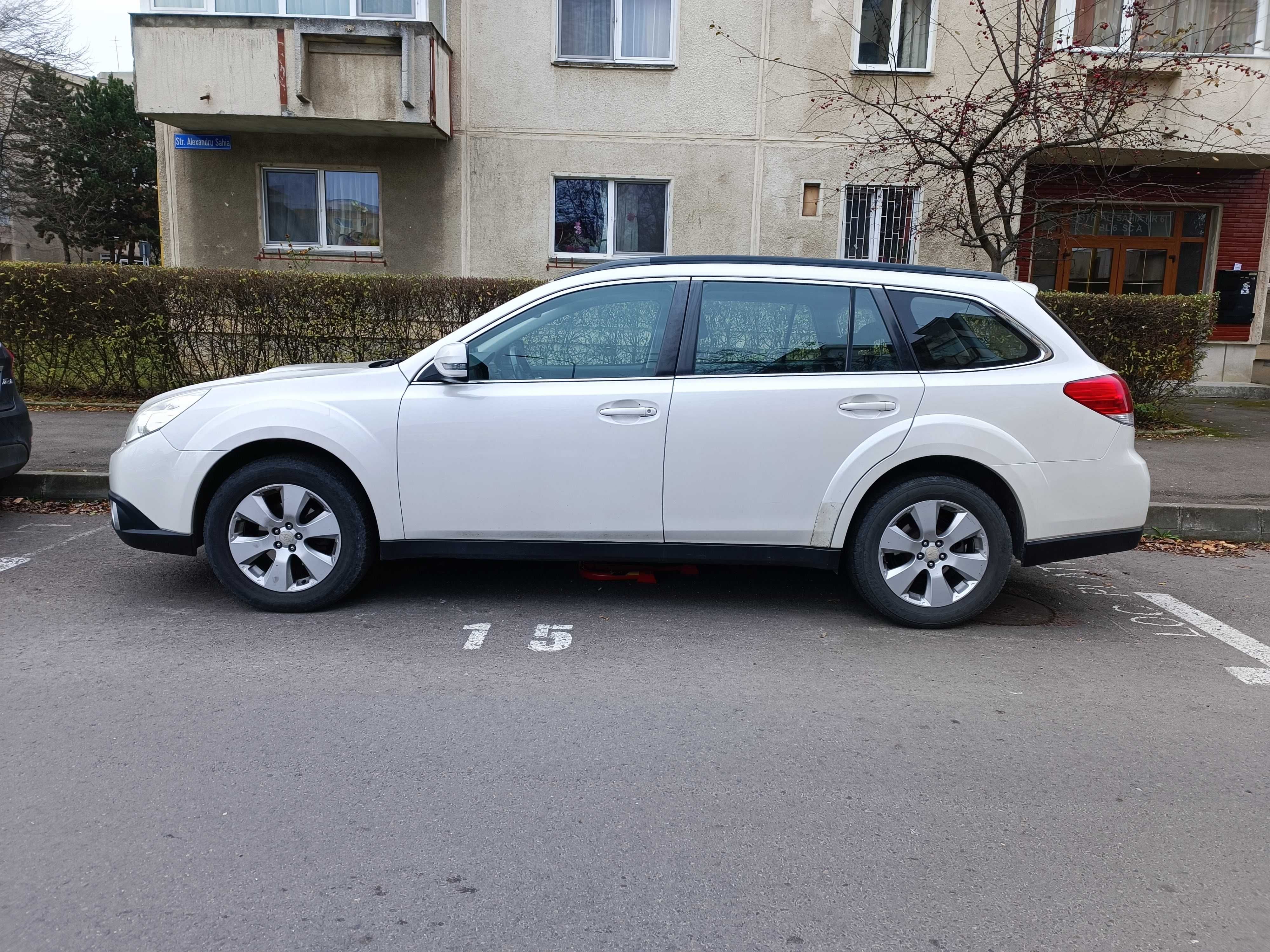 Vand Subaru Outback 2.0D