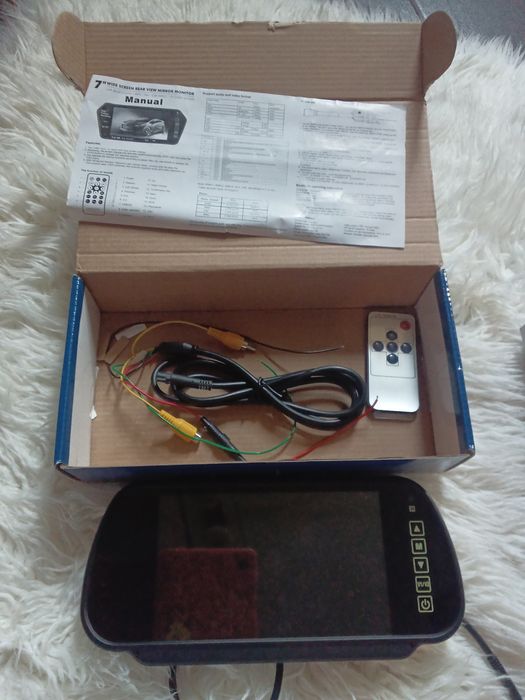 Монитор за кола за обратно виждане