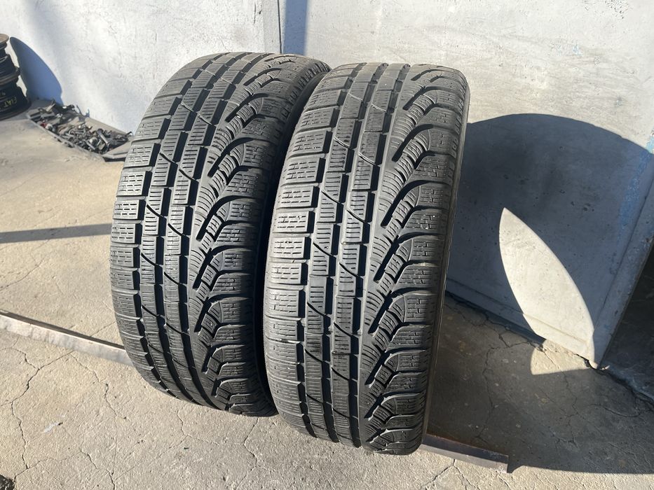 2 бр. зимни гуми 225/50/17 Pirelli DOT 3722 5,5 mm