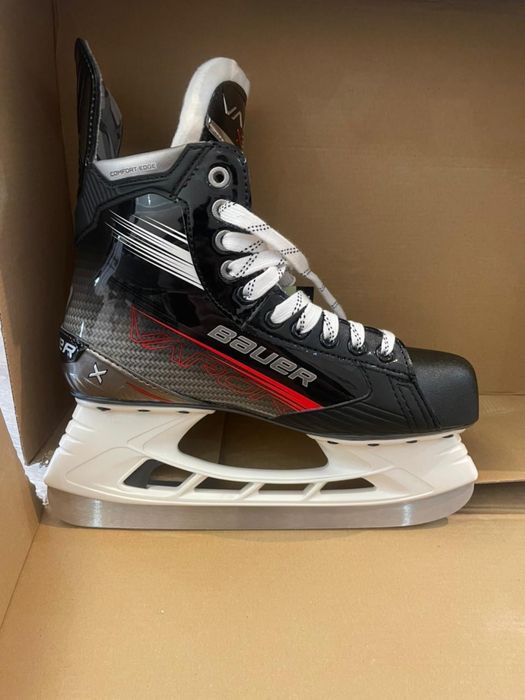 Хоккейные коньки Bauer Vapor 3X (новые)