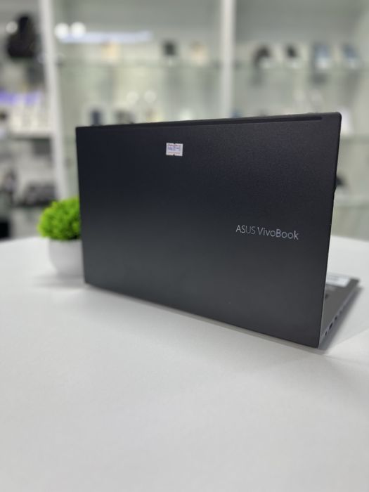 Asus Vivobook Ryzen 5-5