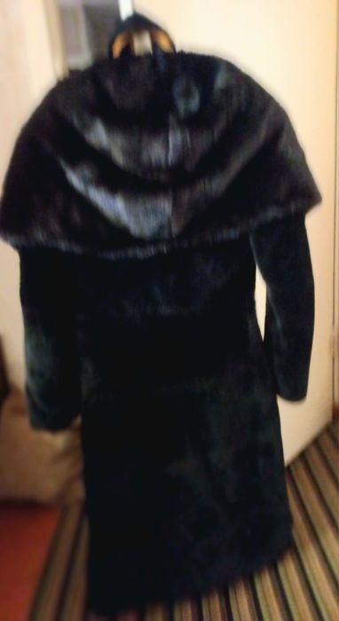 Шуба женская мутон с норкой. Размер 42