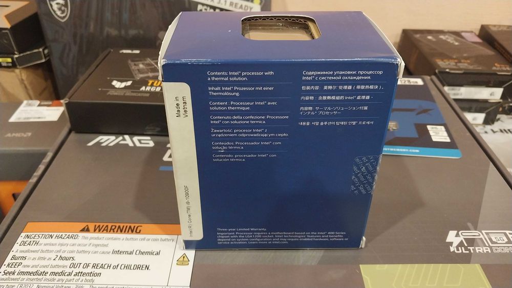 Новый Процессор 10-го поколения Core i9 10900F. Box из США с кулером.