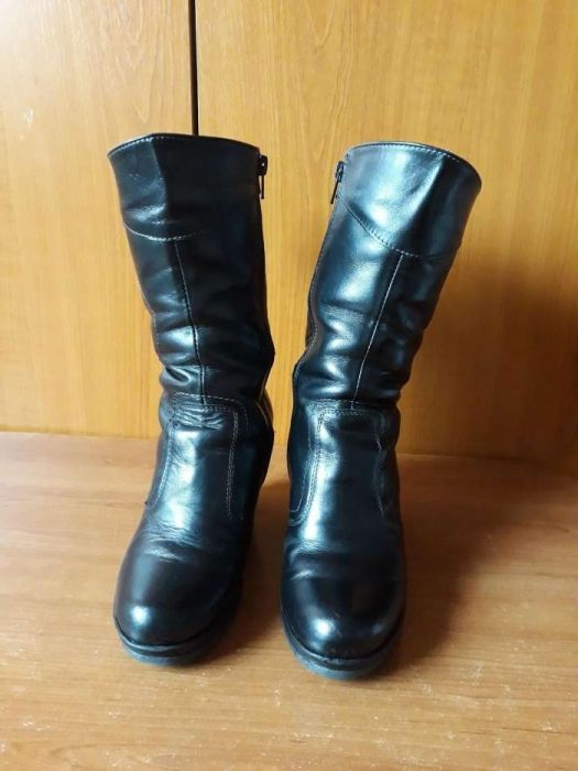 ghete din piele imblanite