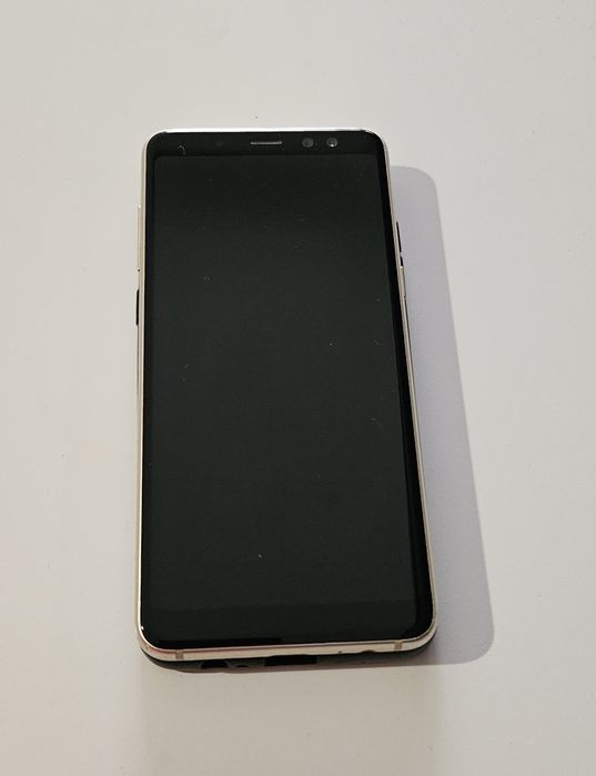 Samsung A8 dual sim