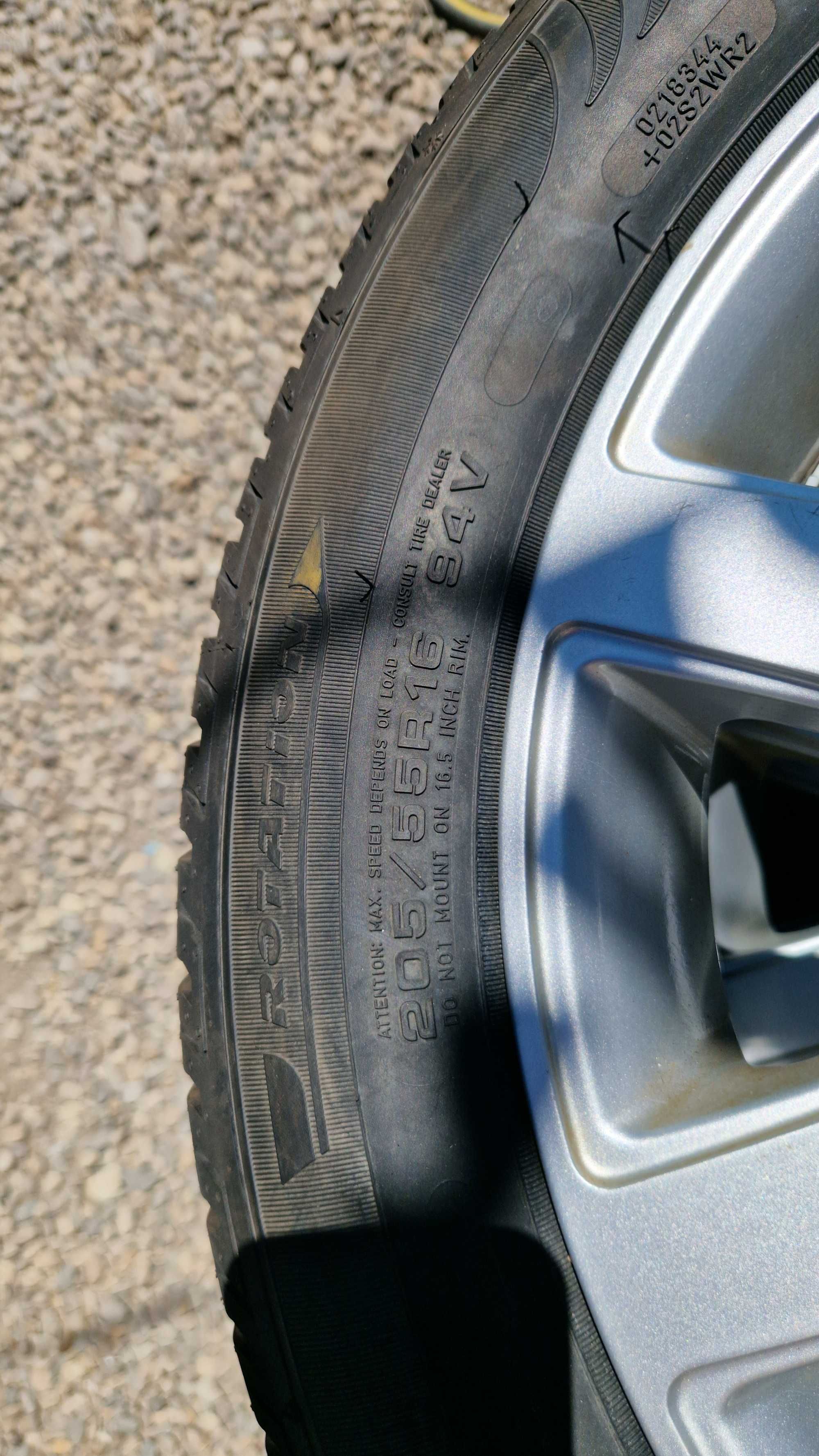 AUDI Джанти със чисто зимни нови гуми 205/55/16 7J×16 ET38 5×112