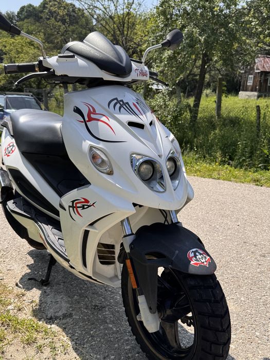 Scuter Malaguti F12R Phantom cu acte