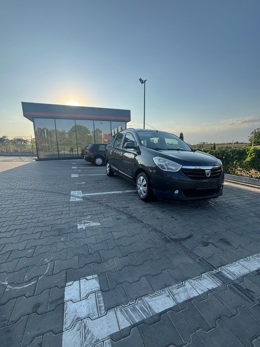 Dacia Lodgy 2013