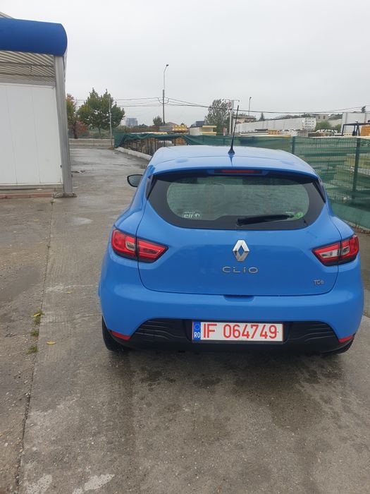 Vând Renault clio