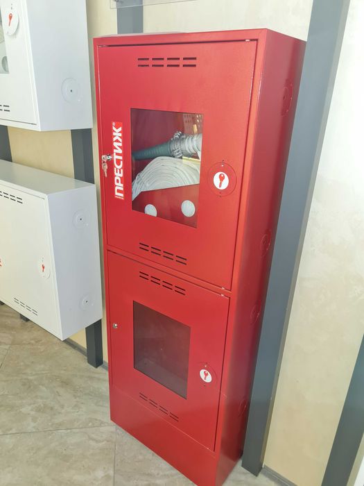 Пожарные шкафы для хранения огнетушителей и пожарных кранов