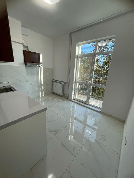 Дава се под наем Тристаен апартамент в София, Младост 1 - 110 кв.м за 700 € - Снимка #7