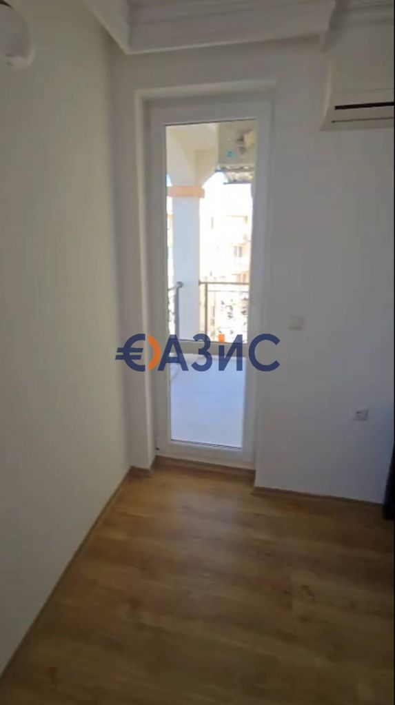 Продава се Двустаен апартамент в к.к. Слънчев бряг - 73 кв.м за 1370 €/кв.м - Снимка #10