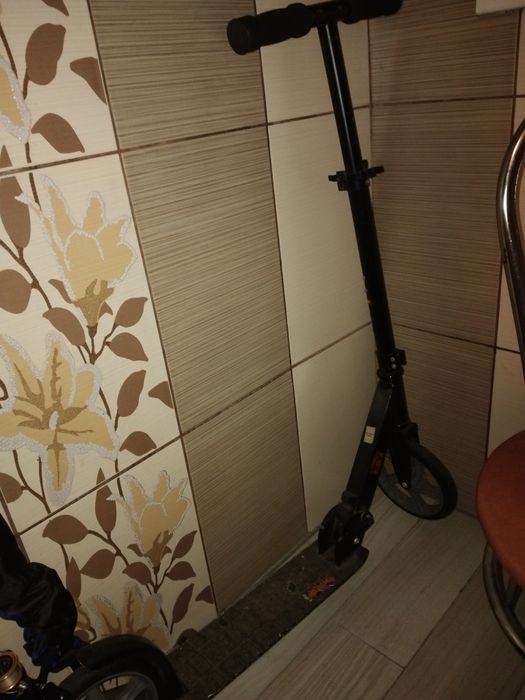 Vand Trotineta in stare buna