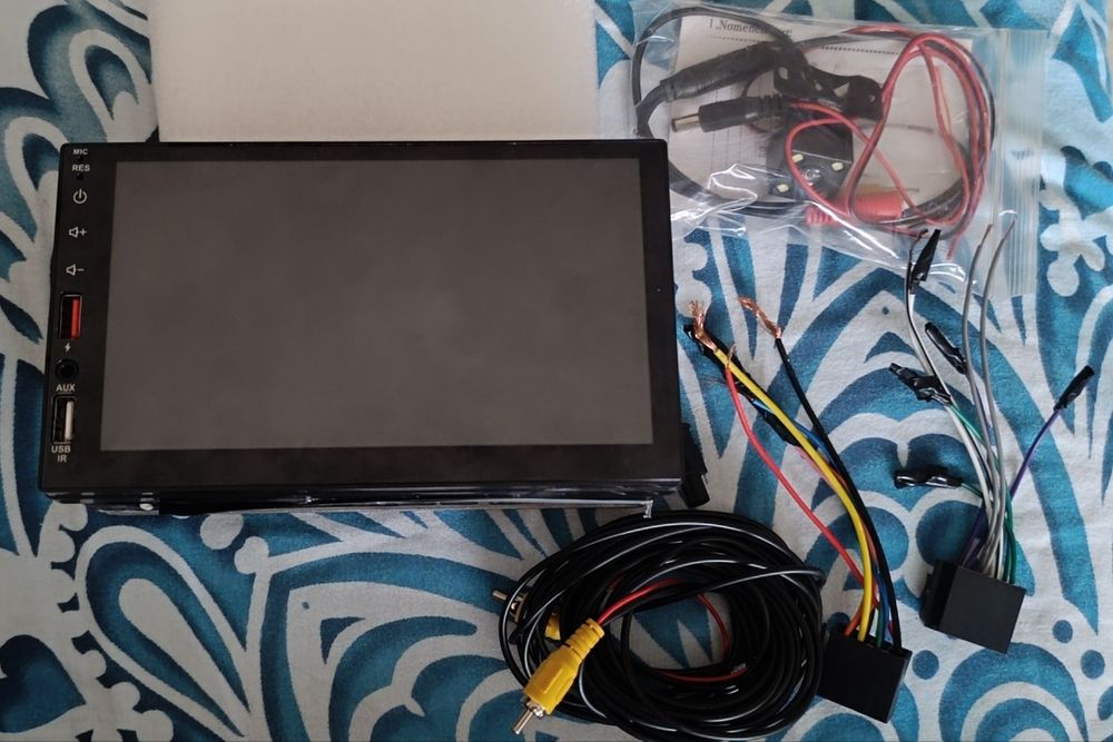 Универсална 7 инчова Муллтимедия