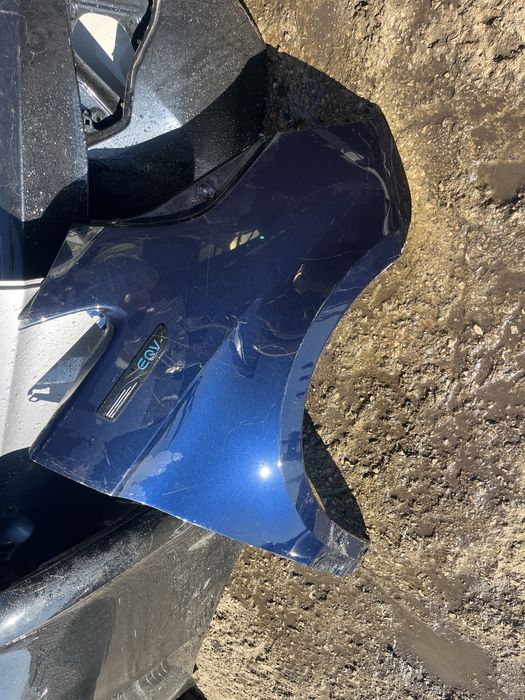 Калник Mercedes EQV 2022г.