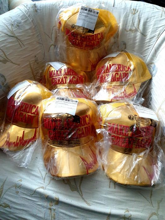 Șapca Donald Trump Gold 47