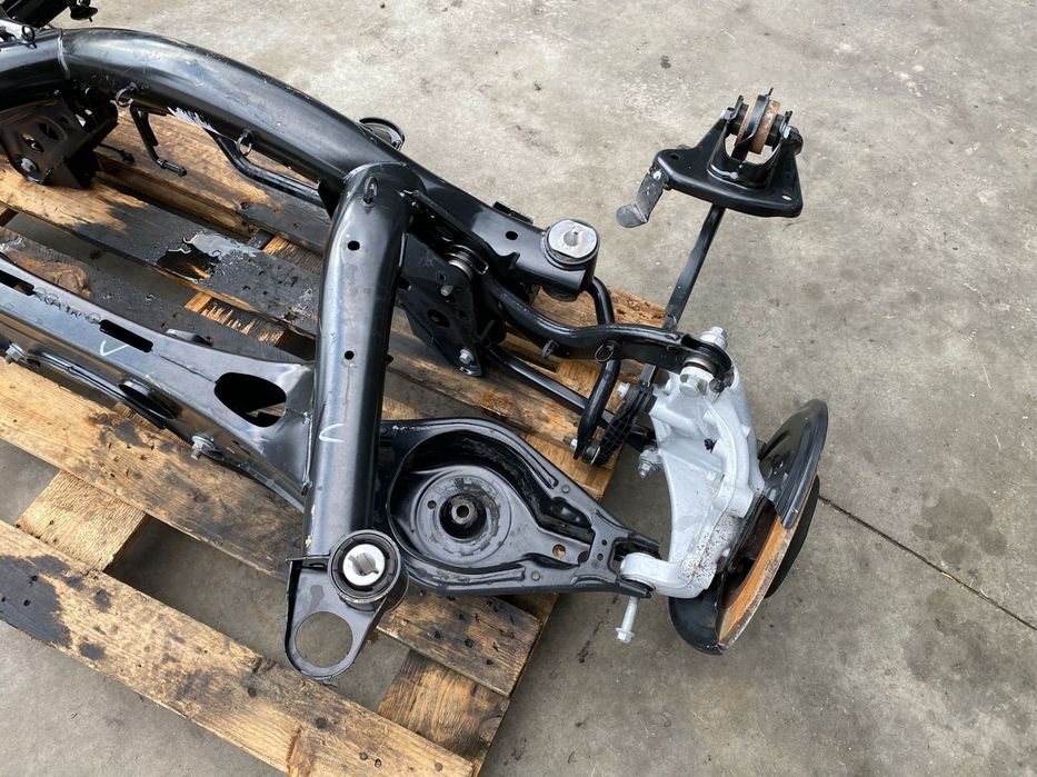Punte spate completa 4x4 VOLVO XC40 2019 32221344