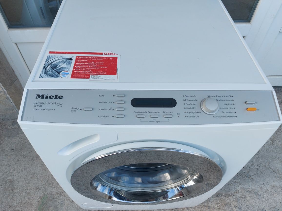 Пералня Miele W6566 WPS Exklusiv Edition
Цена:690лв.
Капацитет на пран