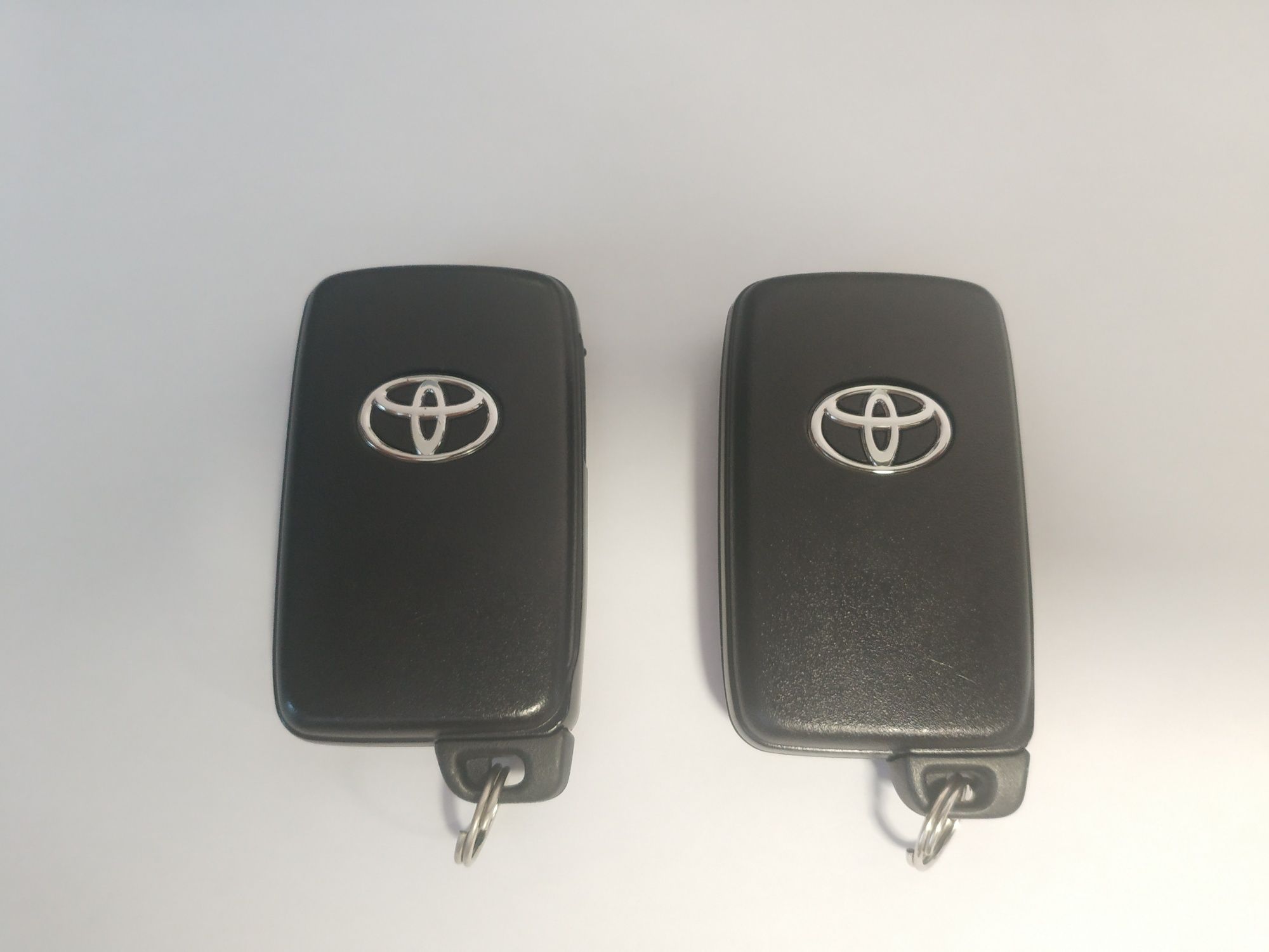 Ключ за Toyota Rav 4 "Keyless GO" Camry,Prius 3,Venza,4 Runner 314Mhz
