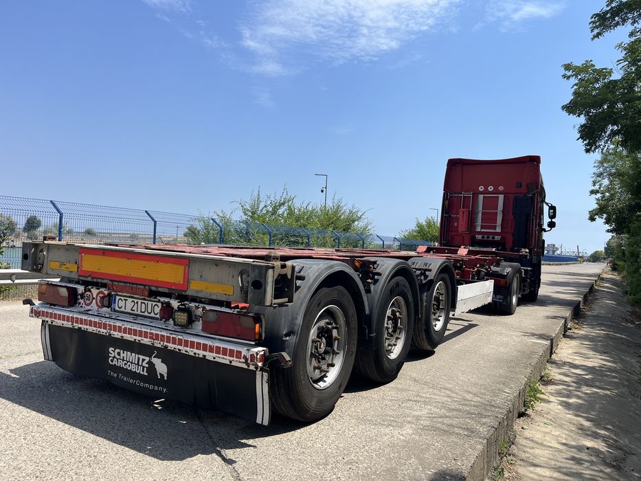 DAF XF105 2011/2 bucati semiremoca container