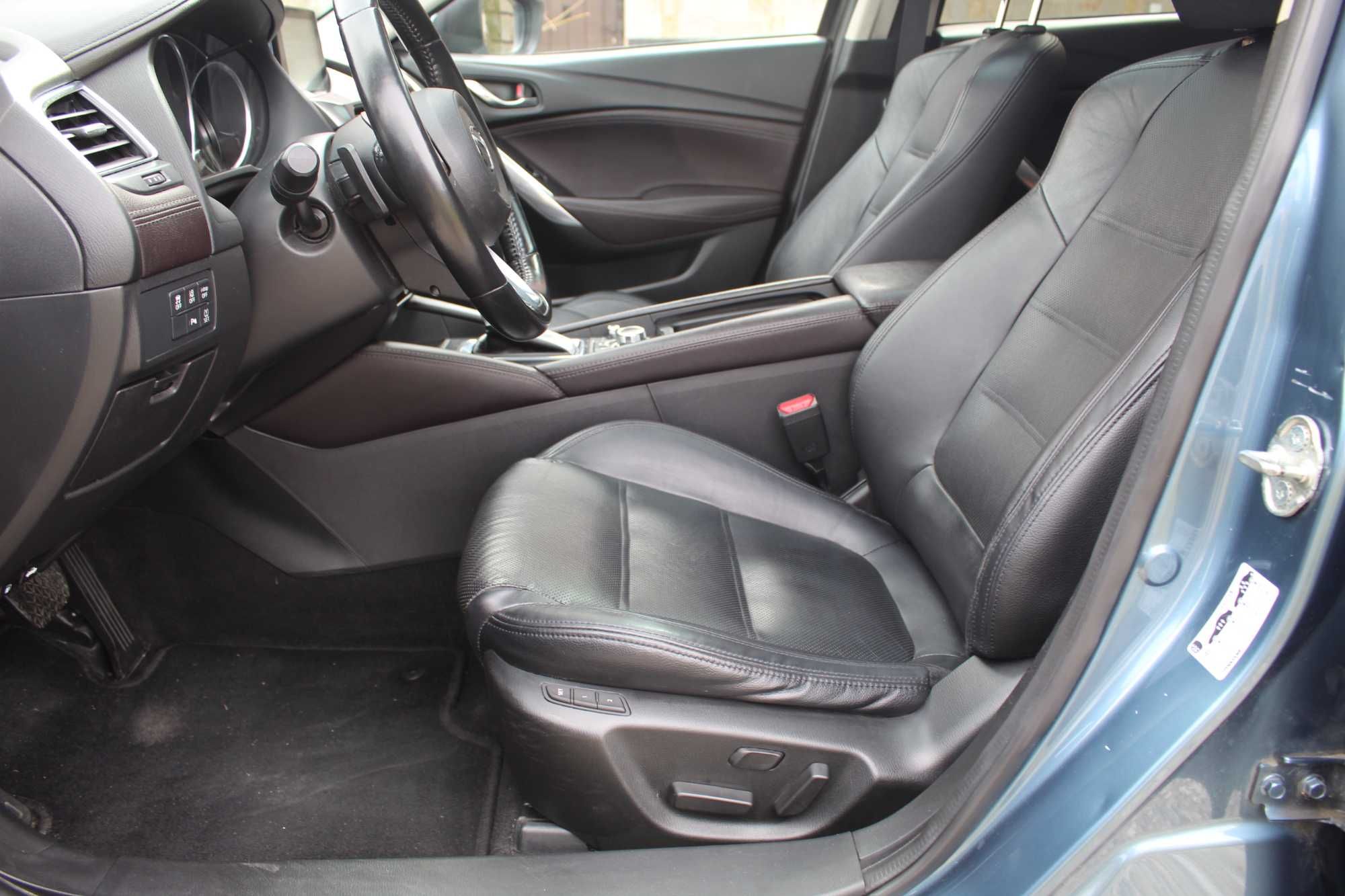 Mazda 6 Takumi 2.2D Automatic