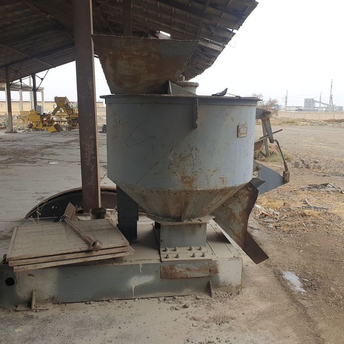 Мешалка сотилади 2 м3