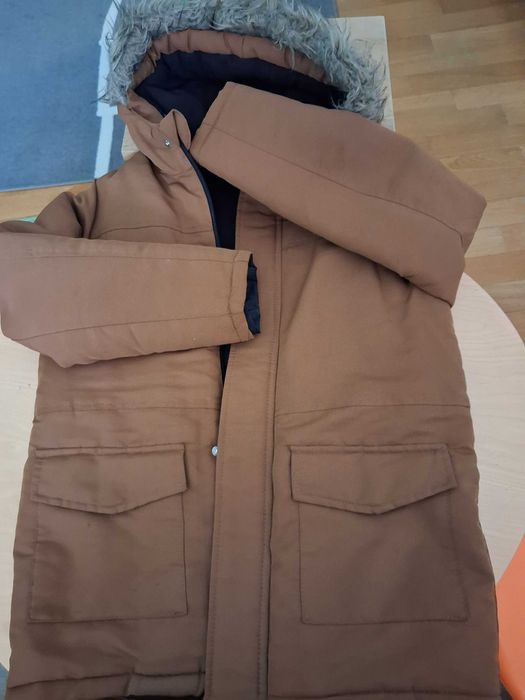 Зимно яке за момче на 7-8 години