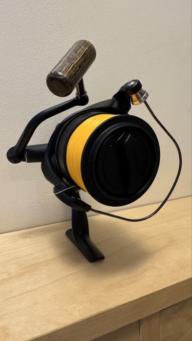 Mulineta Okuma Custom black CB 60 in garantie