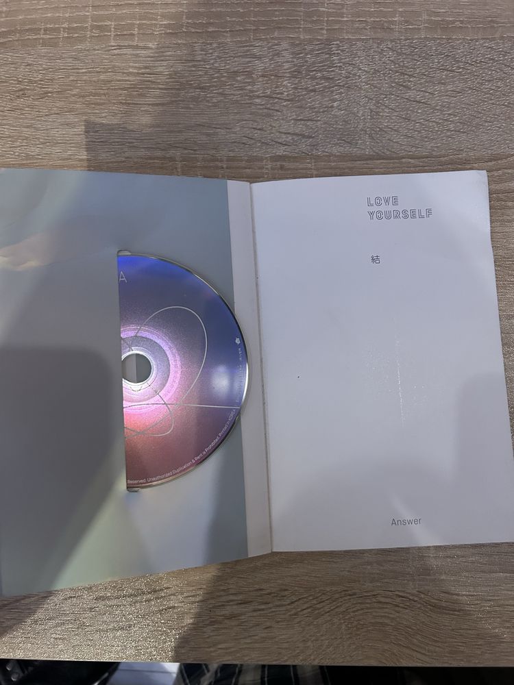 BTS Love yourself: Answear album