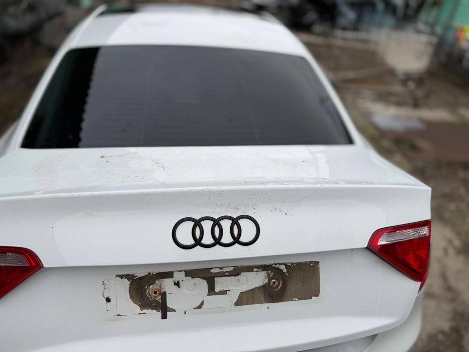 Dezmembrez Audi A5 B8 8T Coupe 2.0 TDI 170 CP – cod motor CAHA – 2010