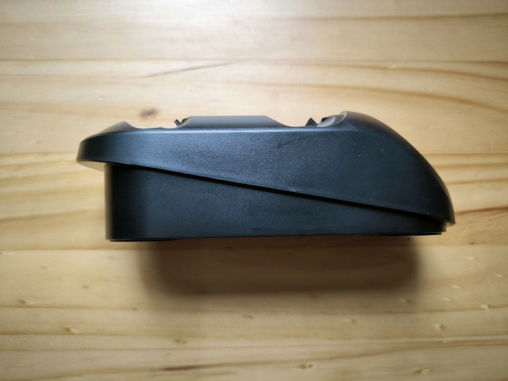 Ново зарядно за Playstation 4 джойстици.
Защита от токов удар. Може да