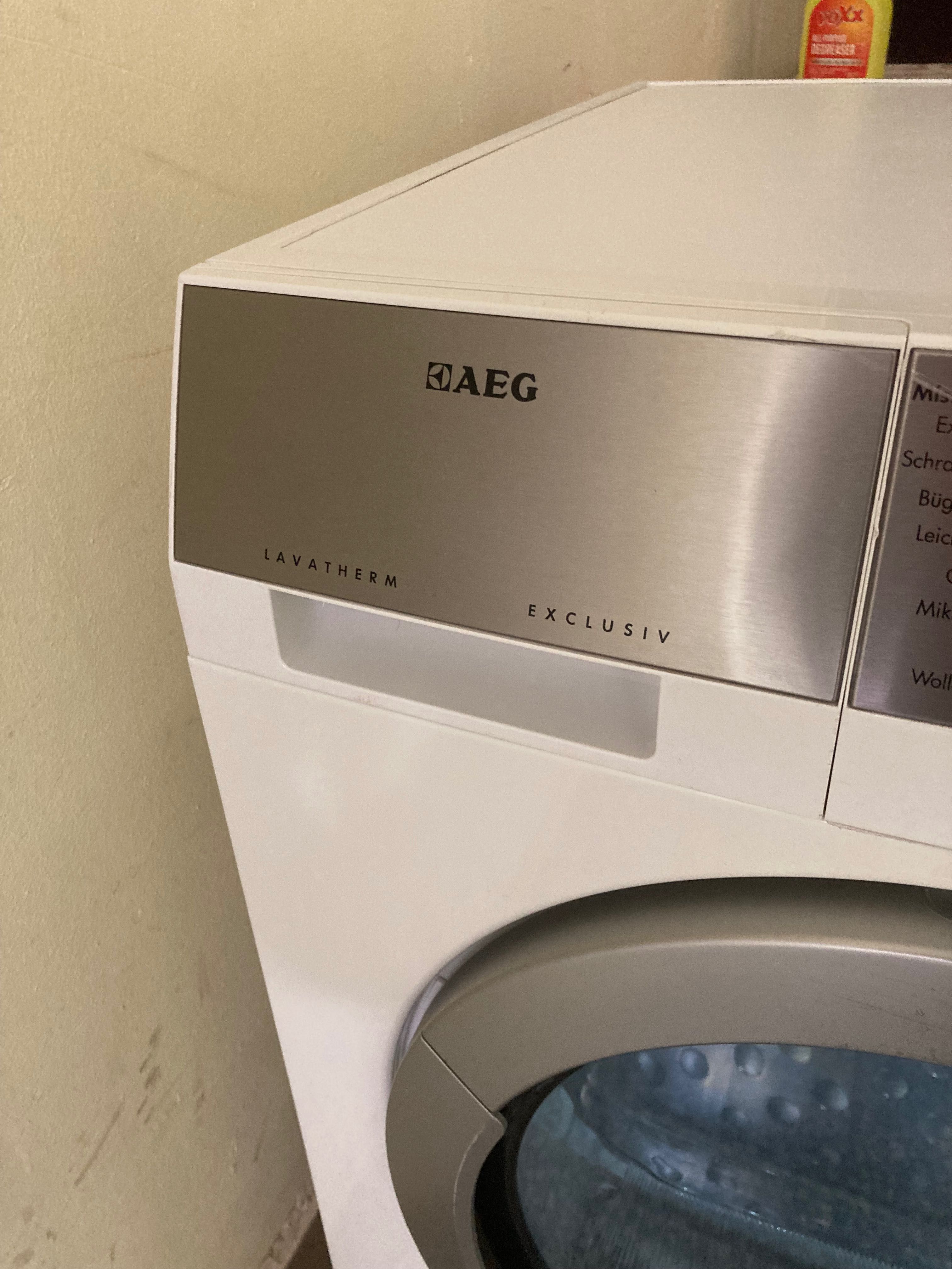 Сушилня AEG T86589IH 8кг