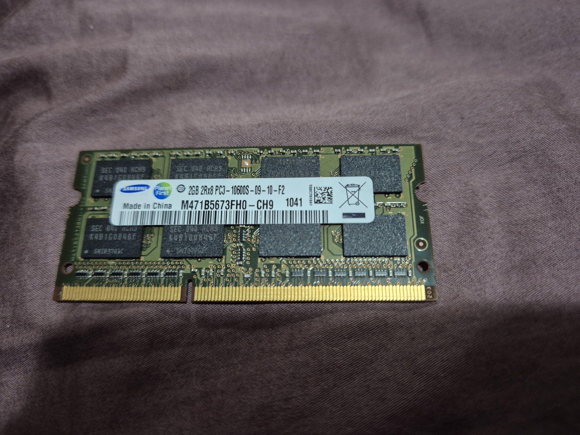 Memorie RAM desktop si laptop