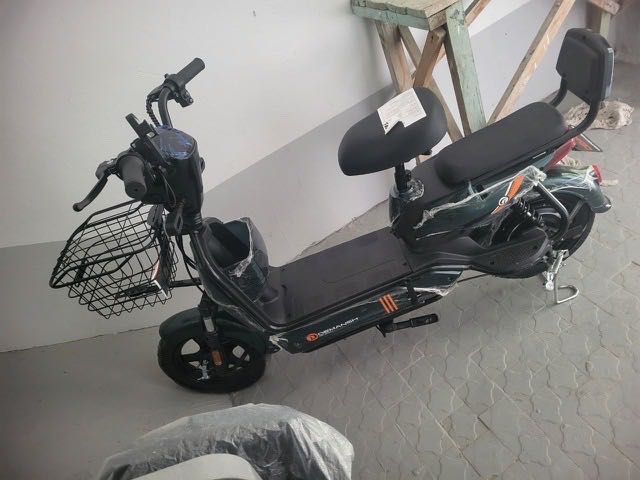 Bonvi skuter 2210 toq yashil