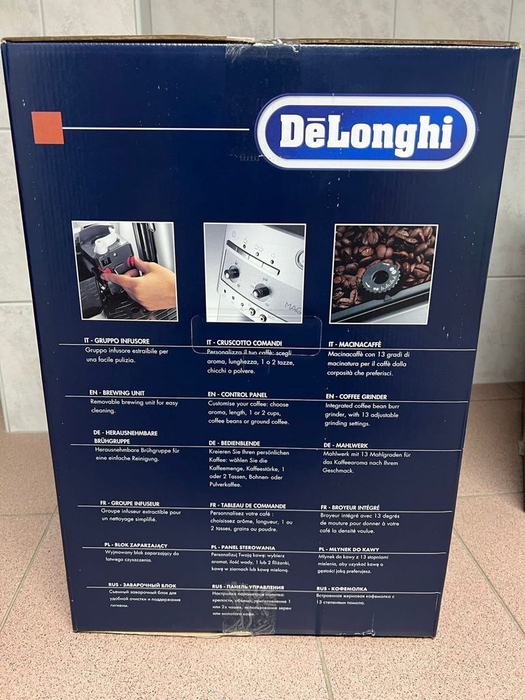 Vand aparat profesional de facut cafea DeLonghi