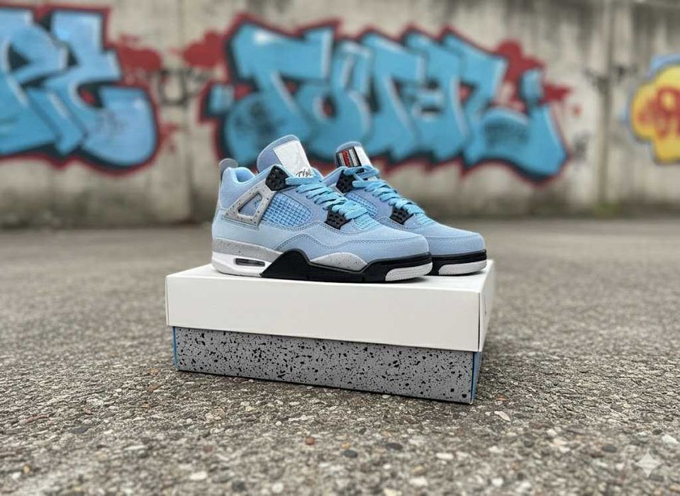 Adidasi Jordan 4 Retro University Blue - Adidasi Unisex Premium